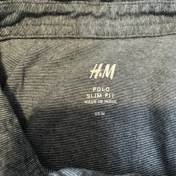 H&M - Men's Polo - Slim Fit - Medium - Picture 4 of 4